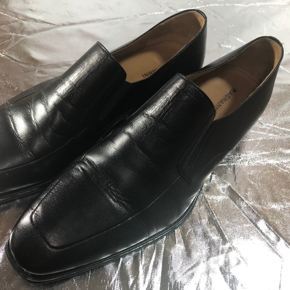 magnanni black loafers